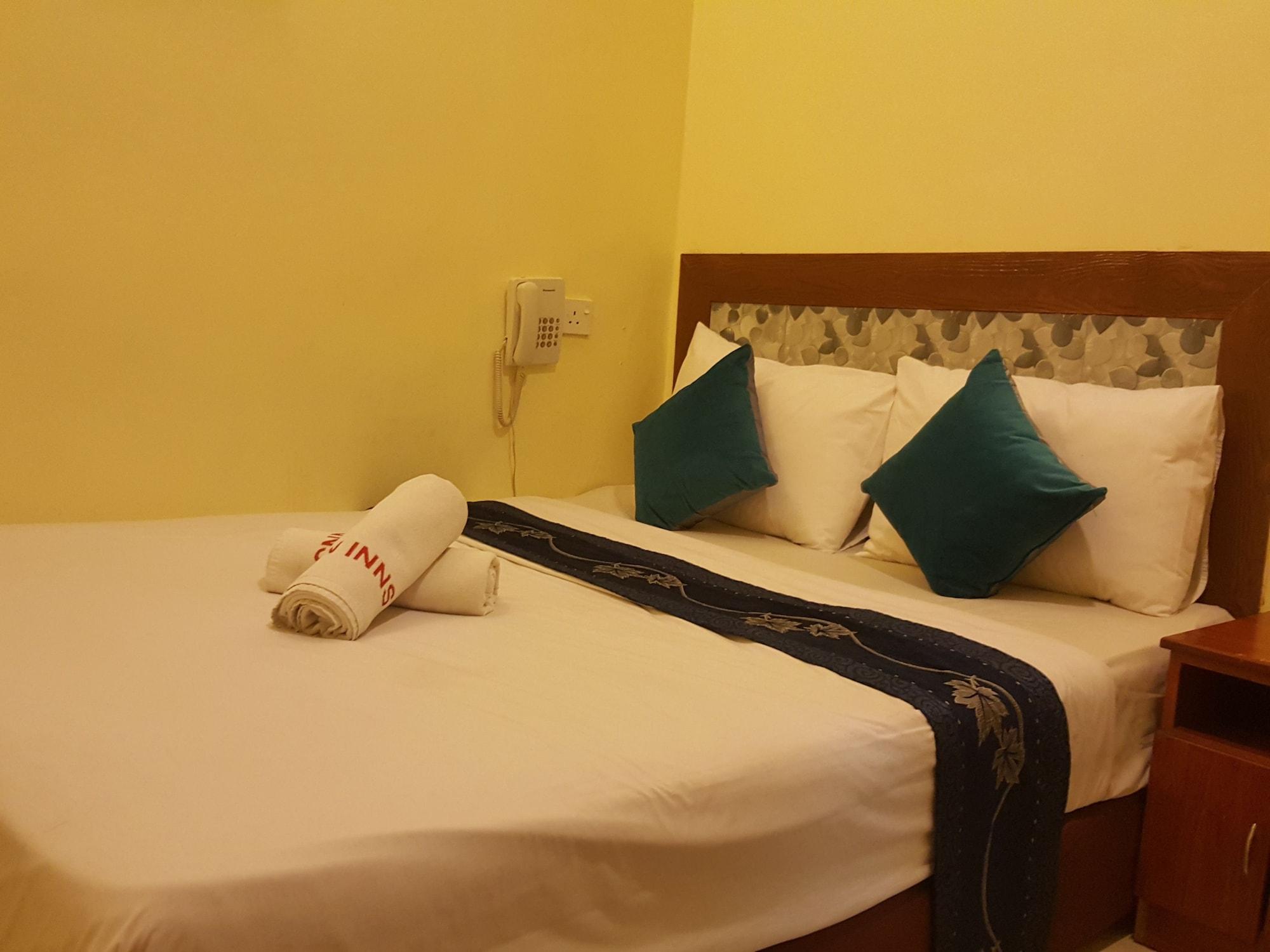 Sun Inns Hotel D'Mind Сери-Кембанган Экстерьер фото